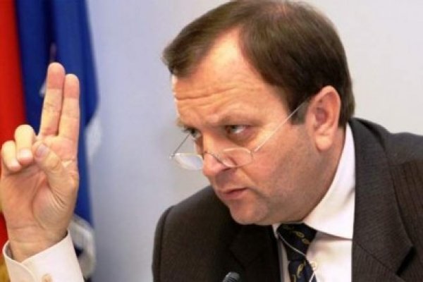 Flutur: Orice zi de proteste violente înseamnă cel puţin un investitor mare în minus pentru România